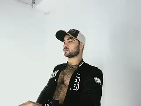 Snapshot of Sebas-hott chatting on October 21, 10:53 pm Sebas-hott online show from October 21, 10:53 pm