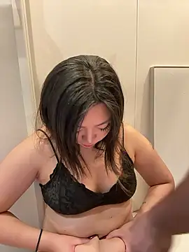 Snapshot of Rei1216xo chatting on October 15, 2:54 am Rei1216xo online show from October 15, 2:54 am