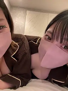 Snapshot of Rei1216xo chatting on March 1, 8:34 am Rei1216xo online show from March 1, 8:34 am