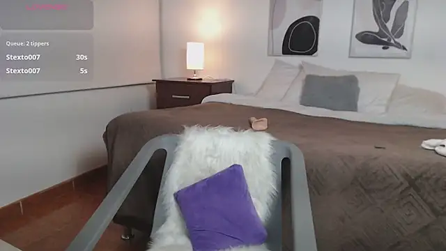 Snapshot of Lucy_joi chatting on March 10, 2:17 am Lucy joi online show from March 10, 2:17 am