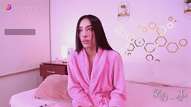 Snapshot of Lucy_joi chatting on November 7, 11:52 pm Lucy joi online show from November 7, 11:52 pm