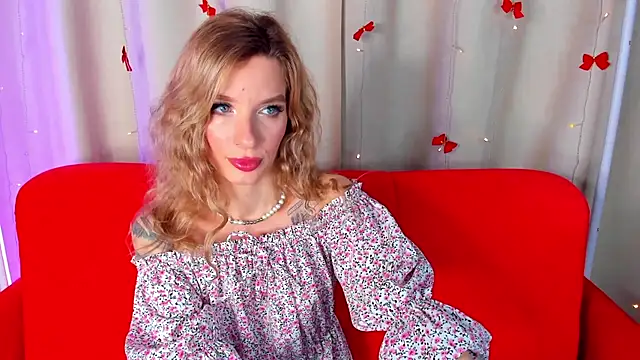 AlinaLovelyX online show from February 19, 1:24 am