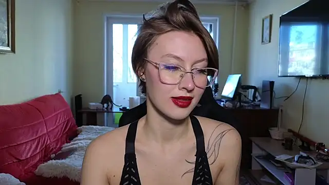 MalvinaBlum online show from November 17, 5:00 am