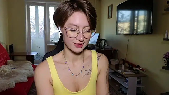 MalvinaBlum online show from October 31, 2:30 am