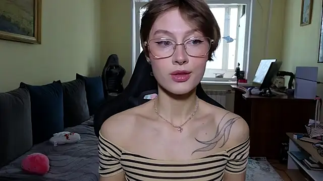 MalvinaBlum online show from February 7, 3:47 am