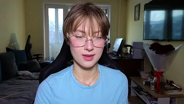 MalvinaBlum online show from February 15, 10:47 am