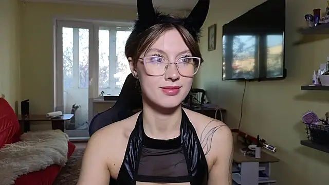 MalvinaBlum online show from October 25, 1:49 am