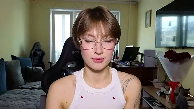 MalvinaBlum online show from February 14, 9:31 am