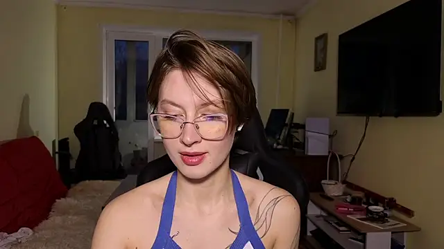 MalvinaBlum online show from December 5, 2:00 am