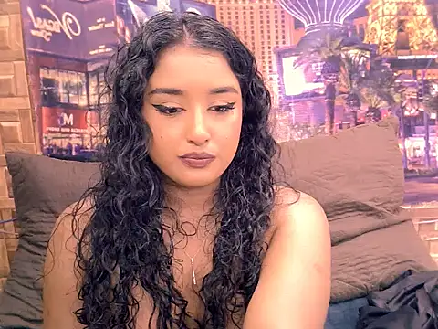 Snapshot of IndianAngel4u chatting on July 14, 10:21 am IndianAngel4u online show from July 14, 10:21 am