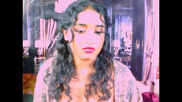 Snapshot of IndianAngel4u chatting on March 10, 1:23 am IndianAngel4u online show from March 10, 1:23 am