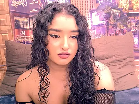 Snapshot of IndianAngel4u chatting on June 17, 6:57 am IndianAngel4u online show from June 17, 6:57 am