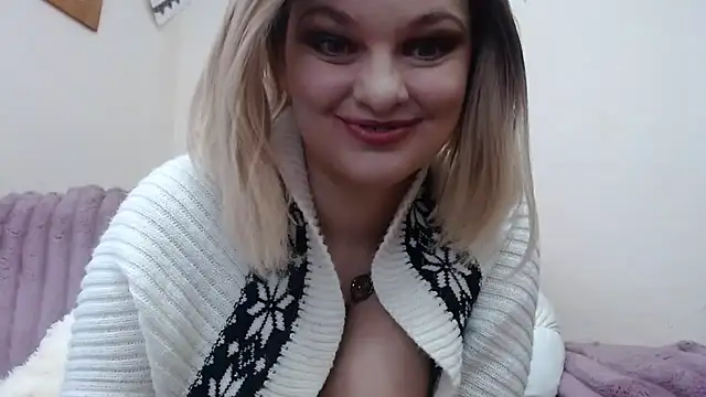 Snapshot of YourSweetJam chatting on November 12, 11:03 am YourSweetJam online show from November 12, 11:03 am