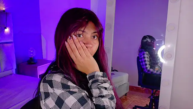 alaia-rogers online show from November 4, 11:36 am