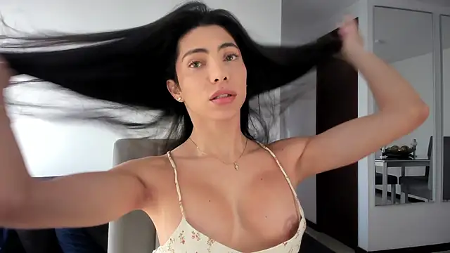 angelturned001 online show from December 4, 4:06 pm