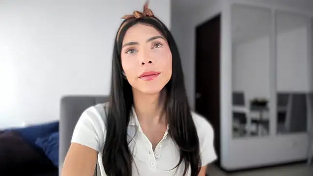 angelturned001 online show from November 20, 7:36 pm