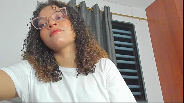 Ada gales  online show from November 8, 3:43 am