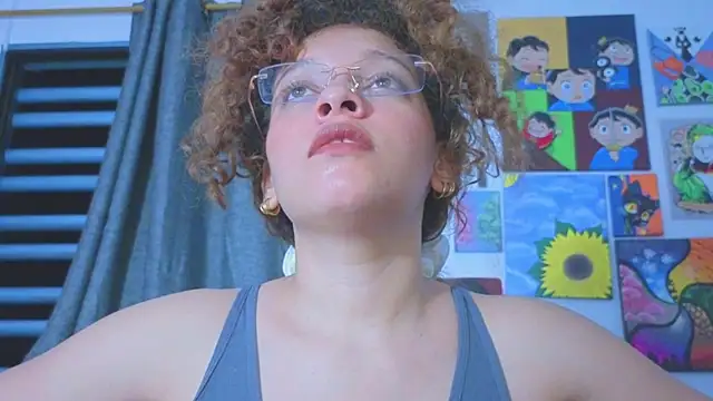 Snapshot of Ada_gales_ chatting on July 15, 2:29 am Ada gales online show from July 15, 2:29 am
