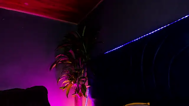 Angel Snowhotxxx online show from May 8, 5:55 am