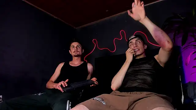 Angel Snowhotxxx online show from July 5, 8:48 pm