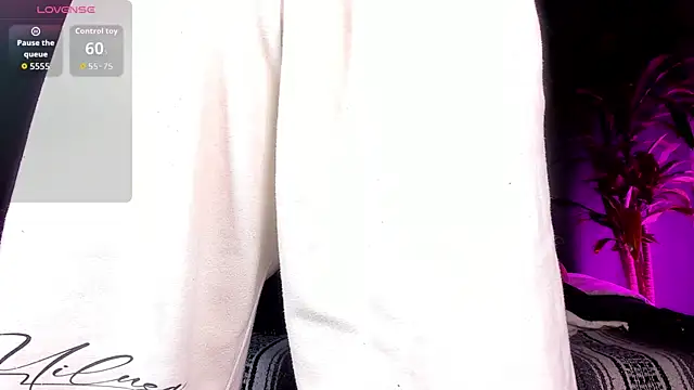 Angel Snowhotxxx online show from July 11, 2:23 am