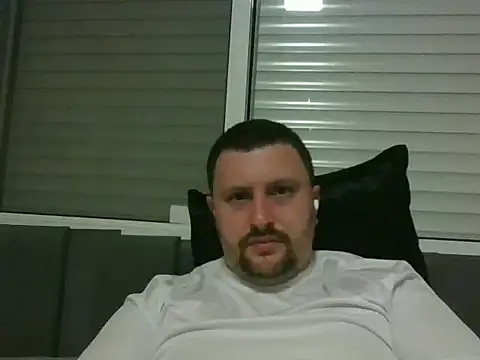 tropical guy90 online show from March 23, 4:12 am