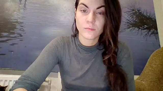 AliceTailor online show from December 4, 1:10 pm