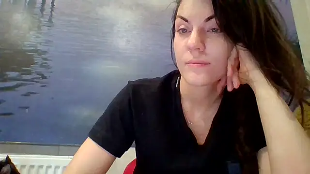 AliceTailor online show from December 2, 9:05 pm