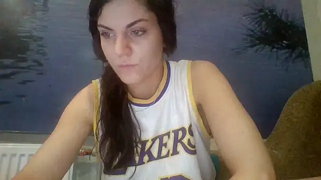 AliceTailor online show from November 1, 9:30 pm