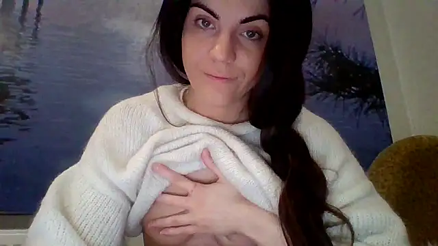 AliceTailor online show from February 7, 9:45 pm