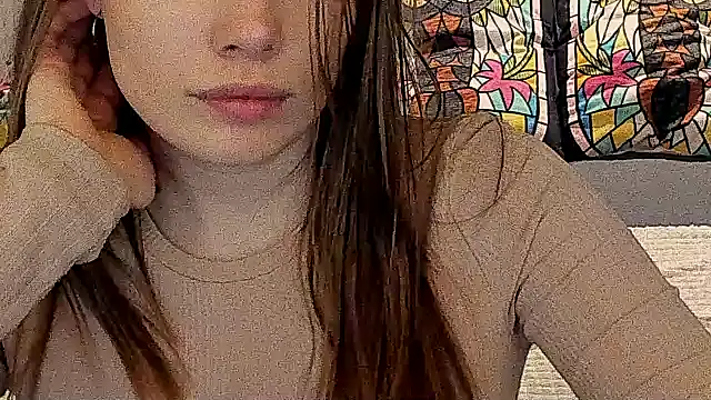 IceDanielles online show from November 27, 1:33 pm