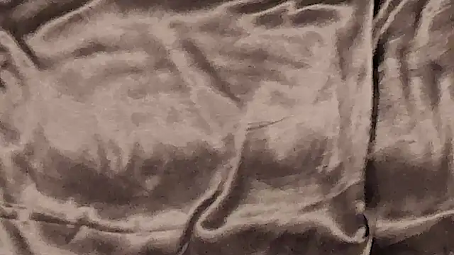 IceDanielles online show from January 8, 1:39 pm