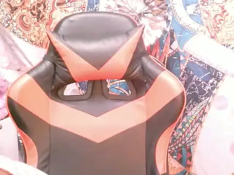 Snapshot of Harl3ysugar4u chatting on February 25, 5:41 am Harl3ysugar4u online show from February 25, 5:41 am