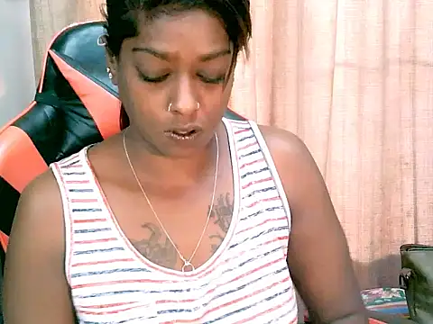 Snapshot of Harl3ysugar4u chatting on February 27, 5:07 am Harl3ysugar4u online show from February 27, 5:07 am