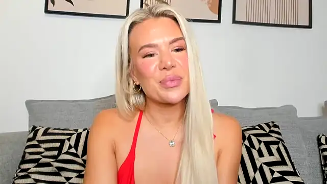 Alexia-Lee online show from December 14, 9:42 pm