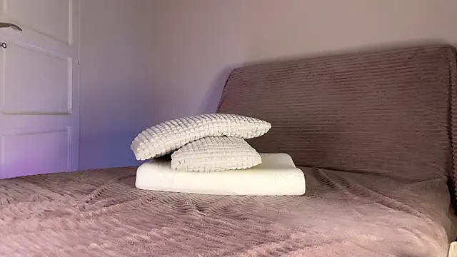 itsmaxxbaby  online show from March 26, 3:49 am