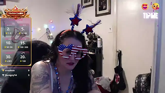 Snapshot of Demonicmiss chatting on July 4, 12:00 pm Demonicmiss online show from July 4, 12:00 pm