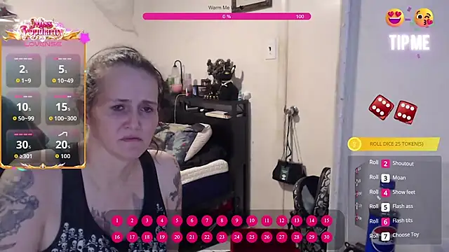 Snapshot of Demonicmiss chatting on June 6, 10:53 am Demonicmiss online show from June 6, 10:53 am