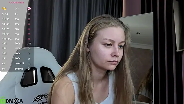 Snapshot of Polumna_cute chatting on July 5, 9:38 am Polumna cute online show from July 5, 9:38 am