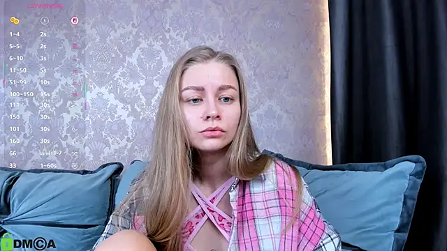 Snapshot of Polumna_cute chatting on October 16, 8:44 am Polumna cute online show from October 16, 8:44 am