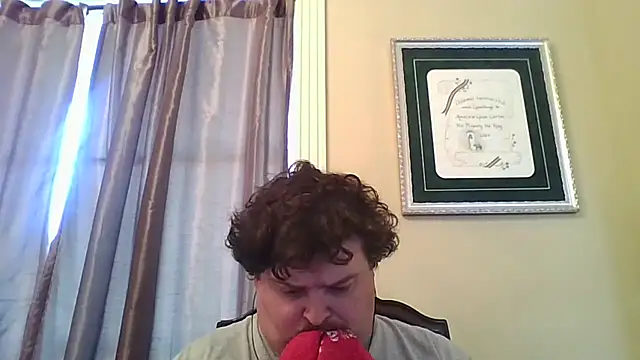 Snapshot of YelpedAverting chatting on November 24, 4:29 pm YelpedAverting online show from November 24, 4:29 pm