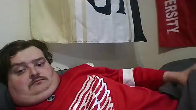 Snapshot of YelpedAverting chatting on November 13, 6:56 pm YelpedAverting online show from November 13, 6:56 pm