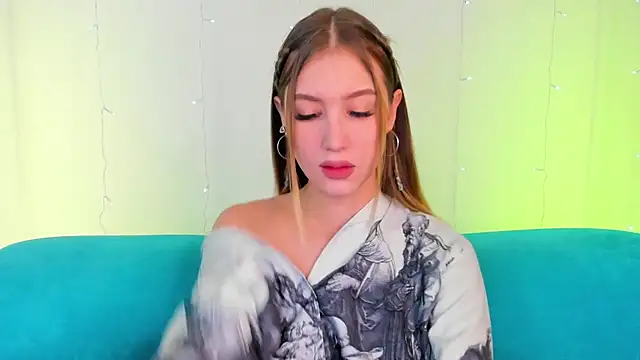 VitalinaBlue online show from November 24, 1:49 am