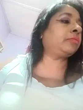 Snapshot of raniofsex02 chatting on September 28, 6:04 pm raniofsex02 online show from September 28, 6:04 pm
