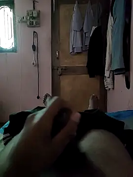 Snapshot of PlayBoy0299 chatting on February 23, 6:17 am PlayBoy0299 online show from February 23, 6:17 am