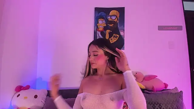 Snapshot of penny_sweett_ chatting on February 27, 12:44 am penny sweett online show from February 27, 12:44 am