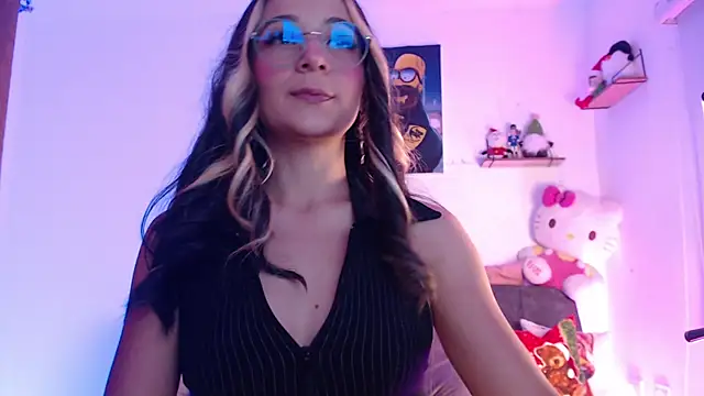 penny sweett  online show from December 4, 10:31 pm