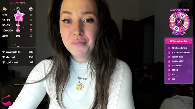 Snapshot of PlayfulGoddess chatting on February 18, 3:52 pm PlayfulGoddess online show from February 18, 3:52 pm