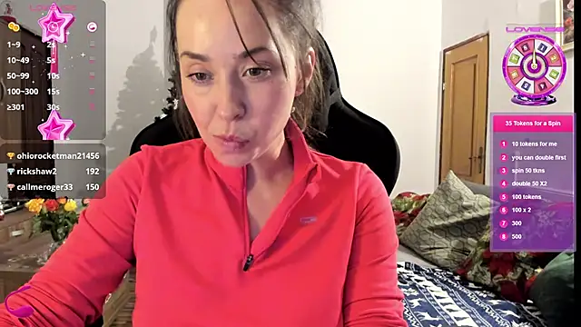 Snapshot of PlayfulGoddess chatting on February 12, 6:40 pm PlayfulGoddess online show from February 12, 6:40 pm