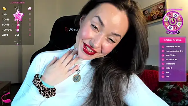 Snapshot of PlayfulGoddess chatting on February 19, 2:44 pm PlayfulGoddess online show from February 19, 2:44 pm